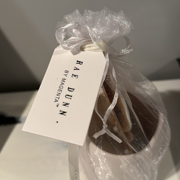 Rae dunn mug and spatula set - Picture 4 of 4